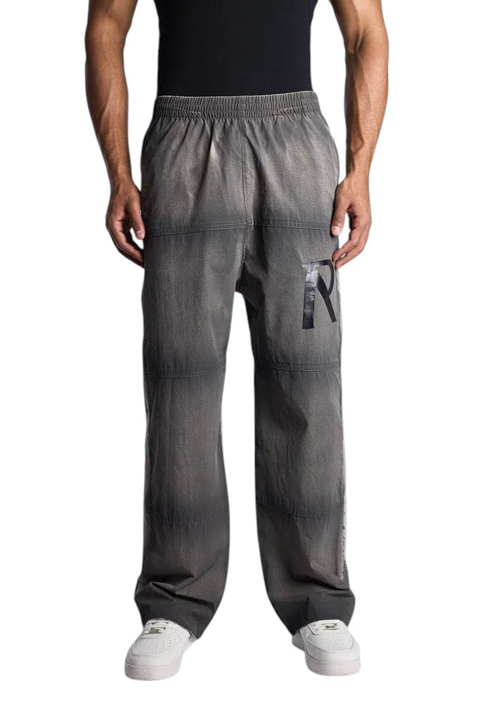 Represent SWEATPANTS